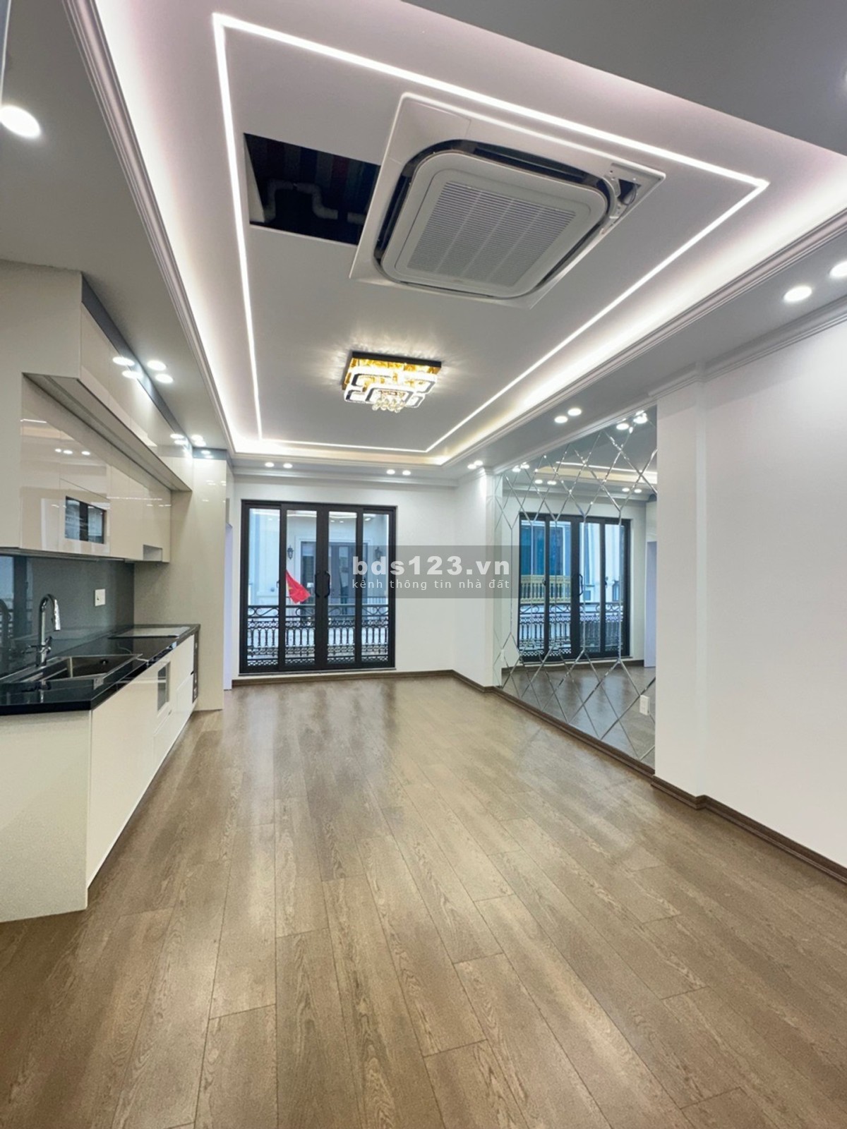 6 tầng thang máy TĐC Cây Đa (Đằng Giang) đỉnh cao Modern Luxury…