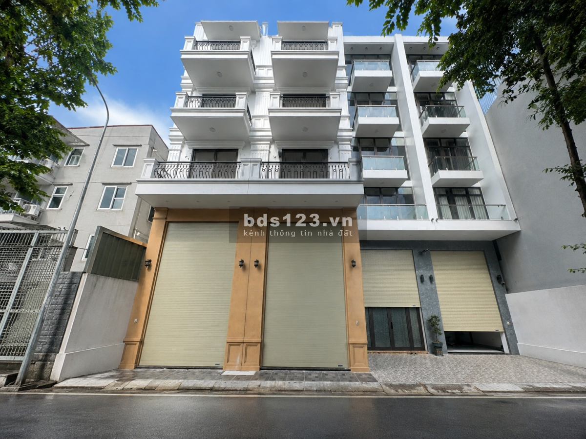 PHỐ HOA LÂM 65M2 NHÀ MỚI XÂY 6 TẦNG THANG MÁY Ô TÔ ĐÕ CỬA