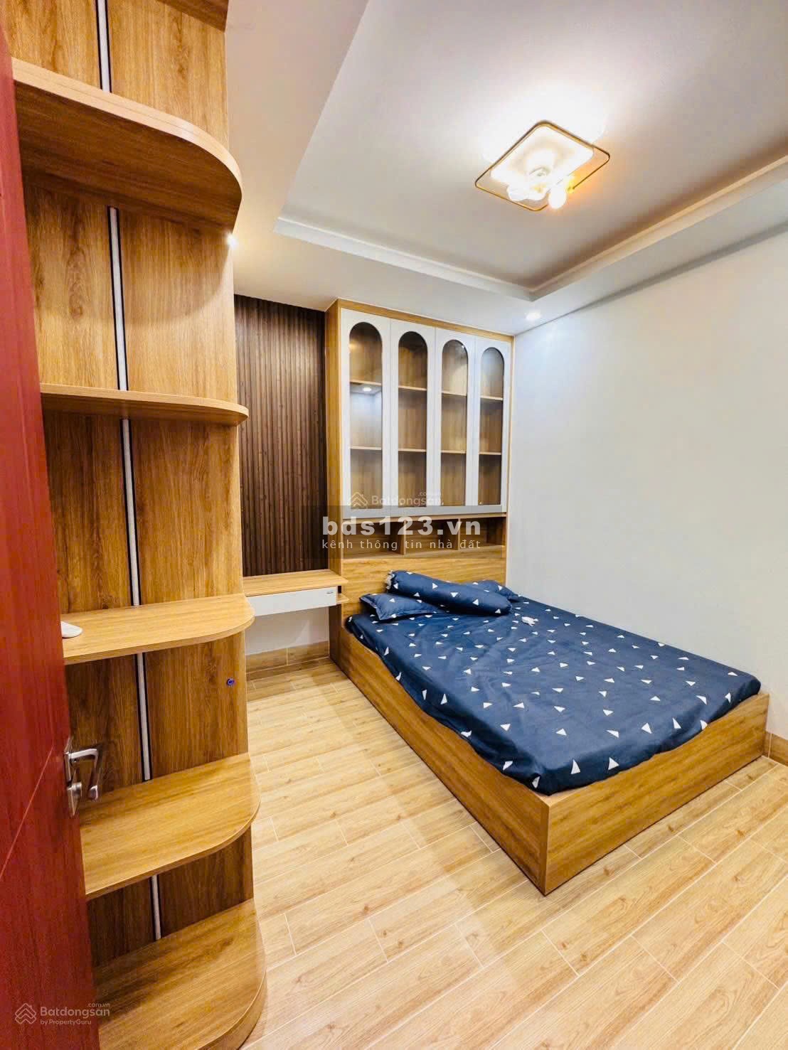 700tr sở hữu ngay nhà 1 trệt 2 lầu tại hồ Chí Minh