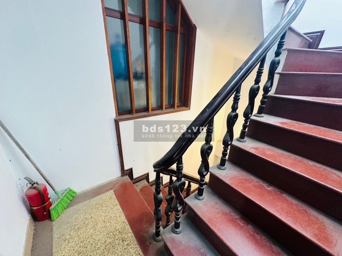 Bán gấp nhà đẹp,công năng hoàn hảo - Hồng Đô, PHú Đô 9,6 tỷ