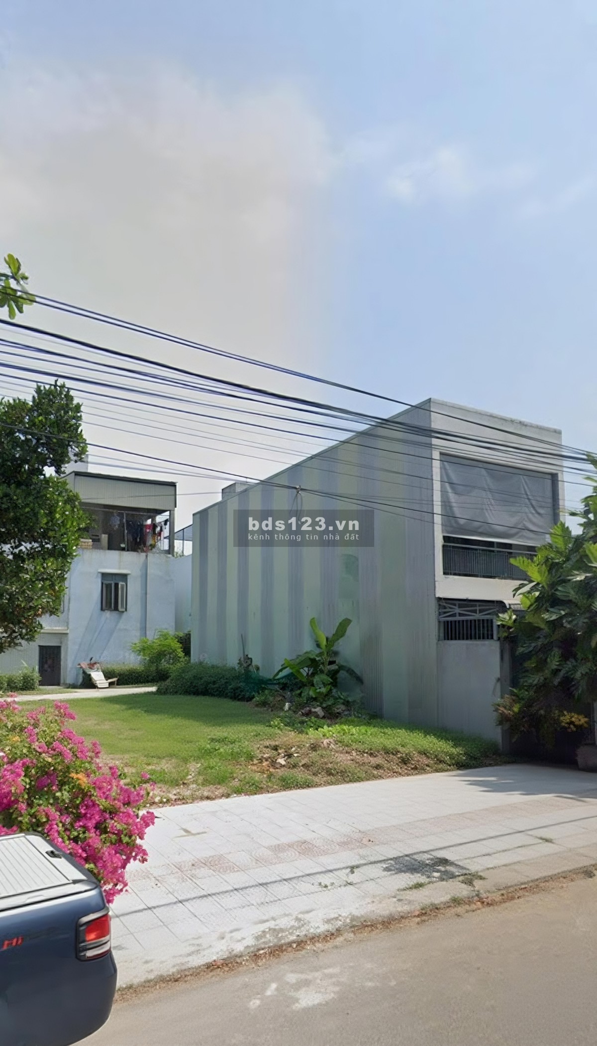 MẶT TIỀN ĐƯỜNG 10M5 - KINH DOANH ĐỈNH - NGAY BÊN PTTH NGUYỄN…