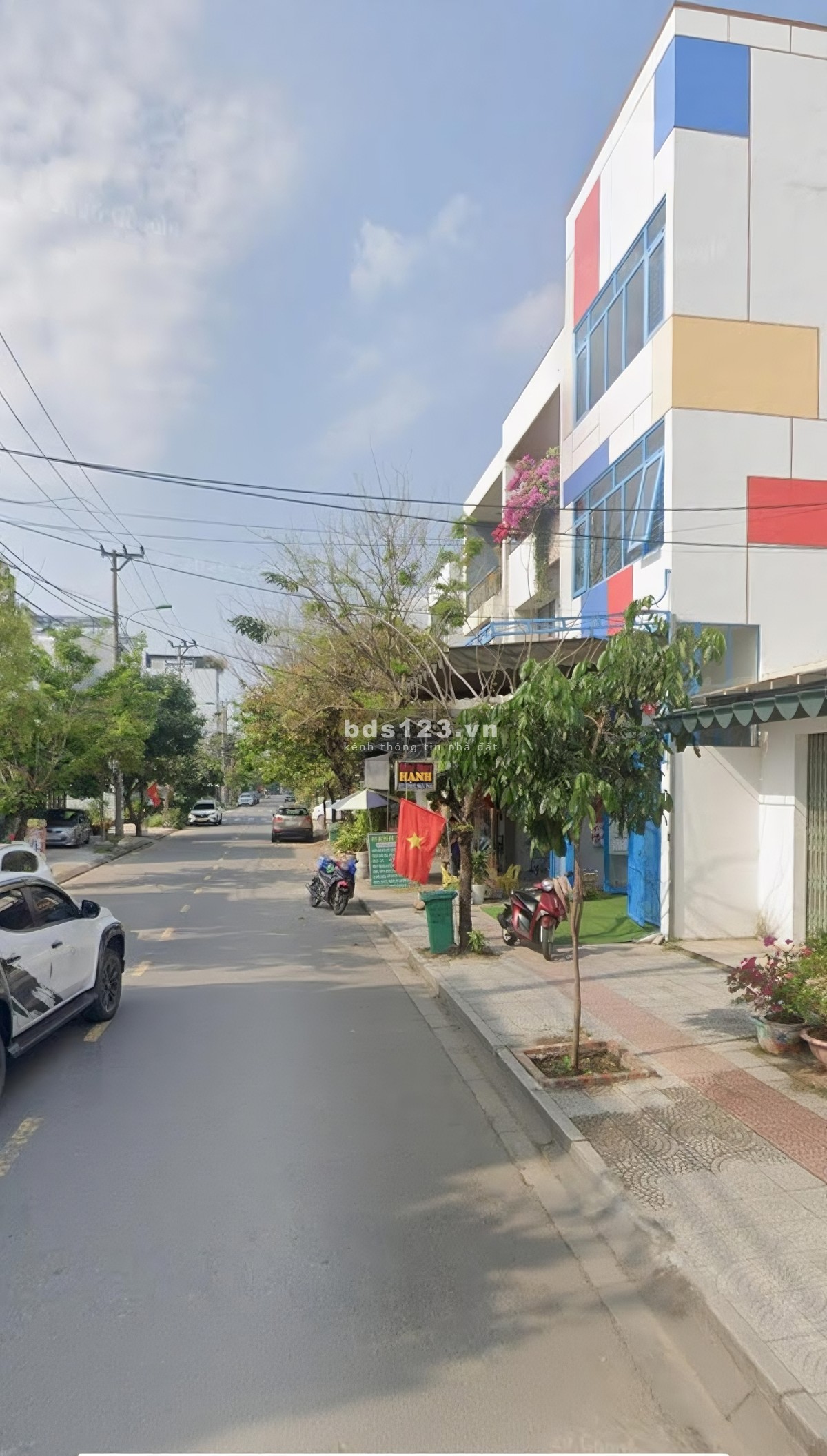 Bán đất tặng Kho, Sát đường Nguyễn Phước Lan, song song…