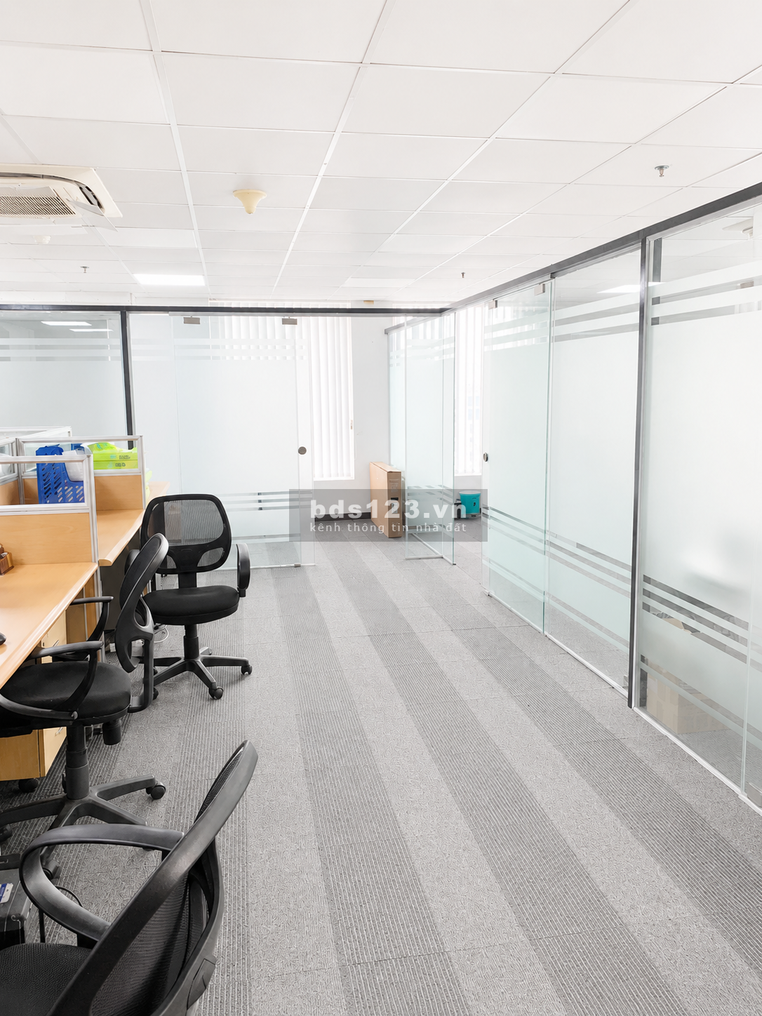 Cho thuê văn phòng 102m2 tại Sudico Đường Mễ Trì