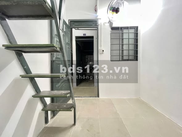 Cho thuê tại 1152 Nguyễn Văn Quá, Q.12 - Gần Nhà thờ Chợ Cầu