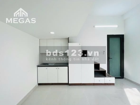 Duplex cửa sổ trời mới 100% tại vòng xoay Điện Biên Phủ,…