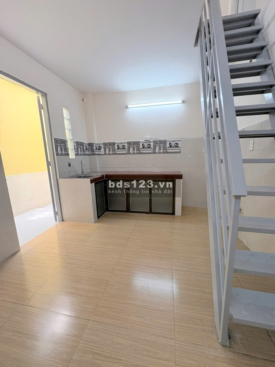 Cho thuệ nhà nguyên căn 3PN, 100m2 đường Nguyễn Thị Định, P.…