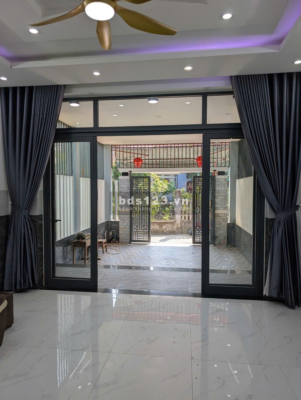 Cực đẹp, Nhà 2 tầng,diện tích khủng, full nội thất.Giá…