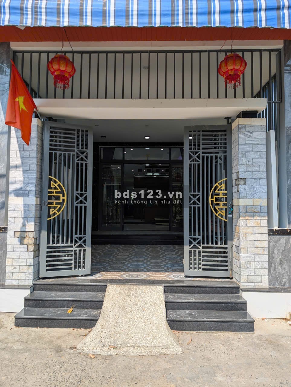 Cực đẹp, Nhà 2 tầng,diện tích khủng, full nội thất.Giá…