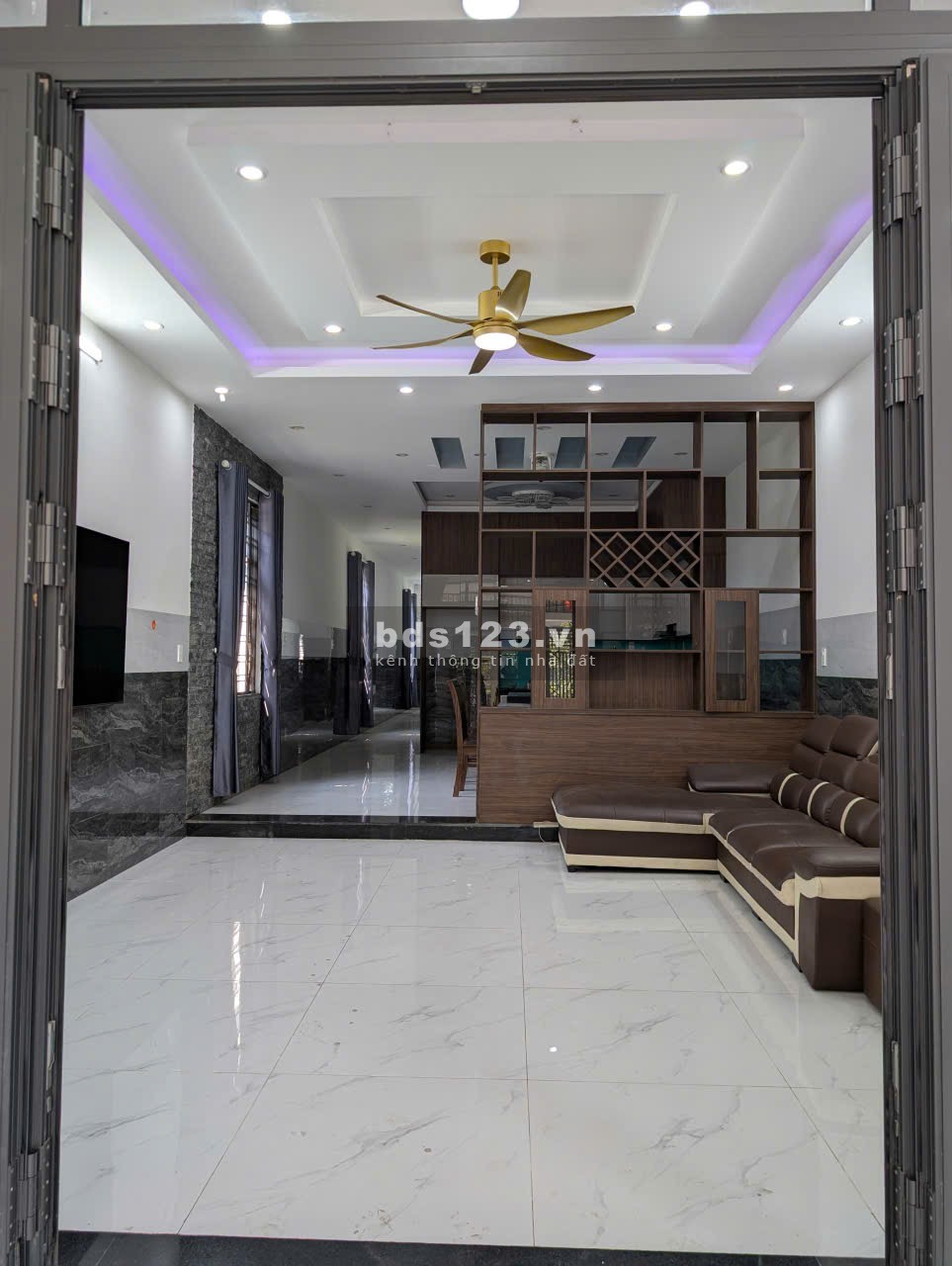Cực đẹp, Nhà 2 tầng,diện tích khủng, full nội thất.Giá…