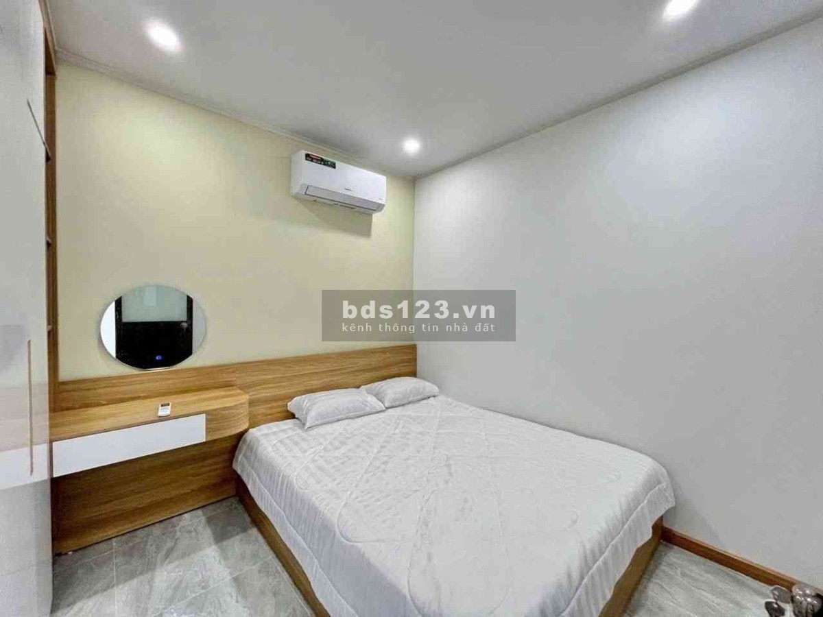 Bán nhà 3 tầng view sông Hàn thích hợp ở và kinh doanh