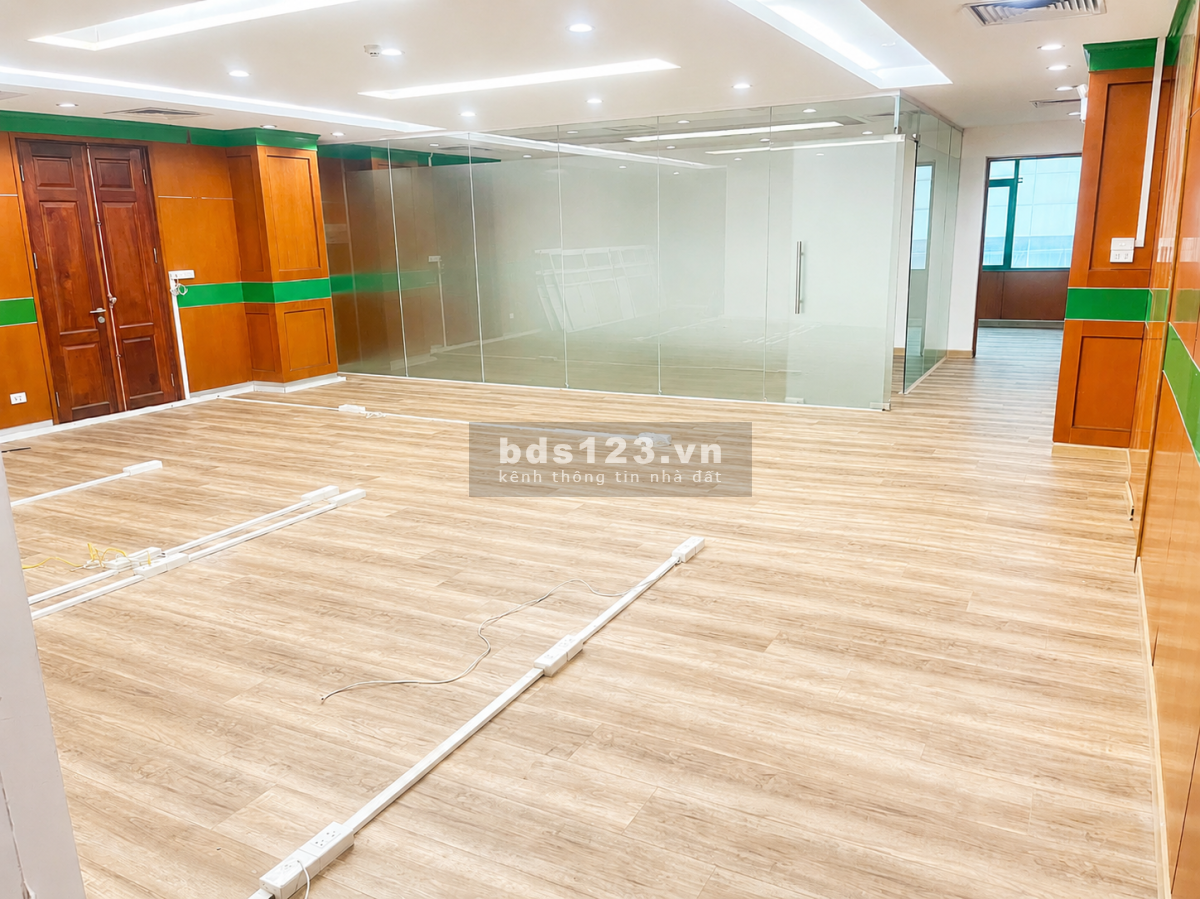 HO THUÊ VĂN PHÒNG 130m² tầng 5 – DỊCH VỌNG HẬU, CẦU GIẤY,…