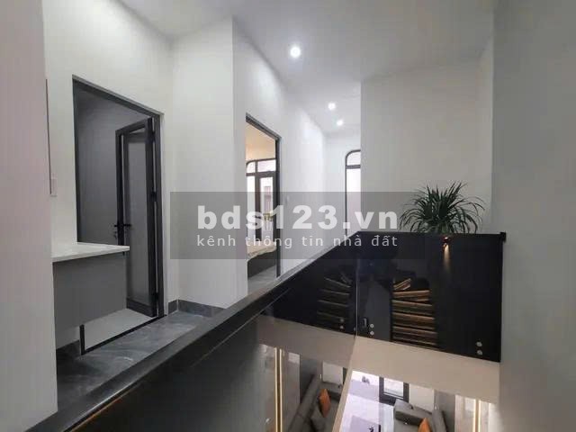  NHÀ ĐẸP HOÀNG VĂN THÁI – FULL NỘI THẤT DỌN VÀO Ở NGAY 