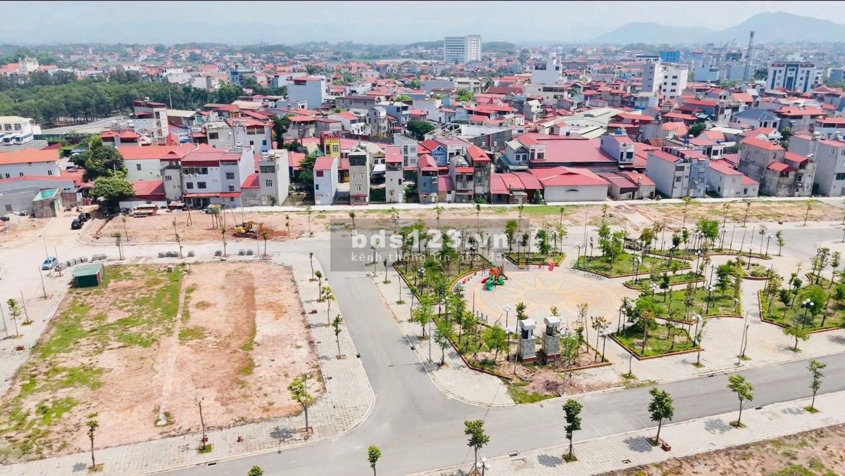 Khu đô thị Đồng Cửa 2 em bán lô khe thoáng siêu đẹp
