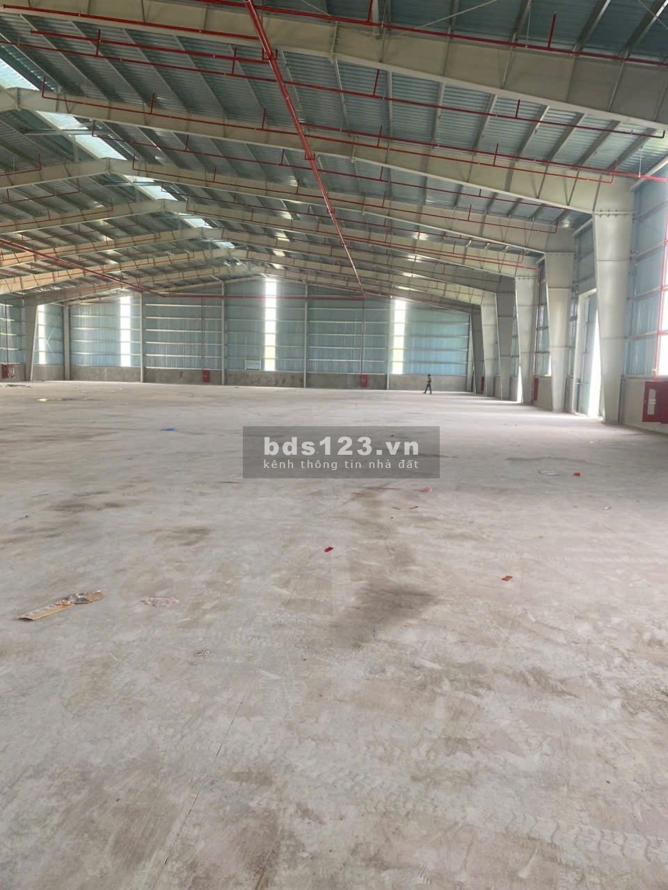 Cho thuê 2.800m2 kho, xưởng tịa khu CN Đồng Văn 2, Duy Tiên, Hà…