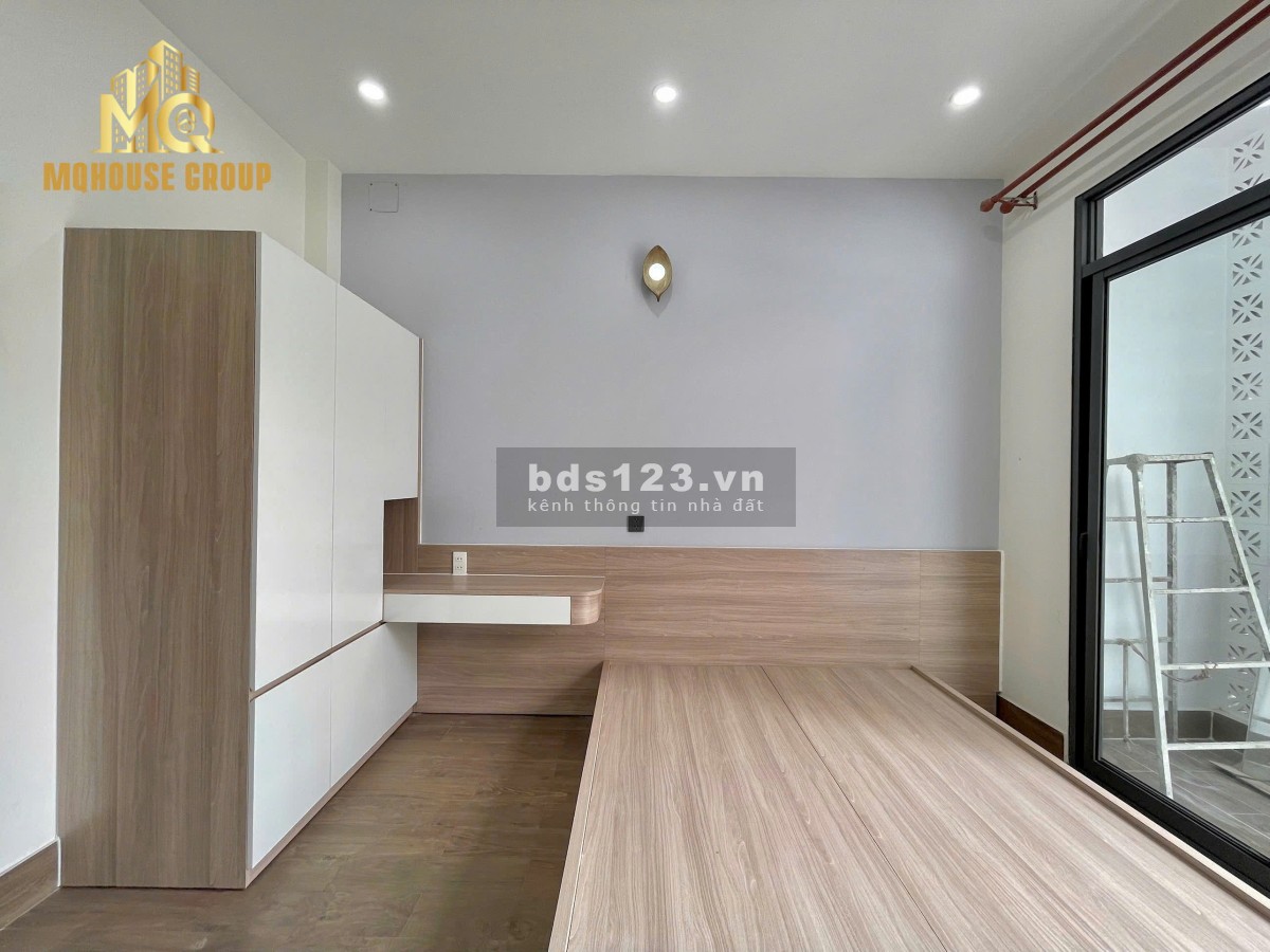 STUDIO BAN CÔNG NGAY ETOWN MỚI 100%