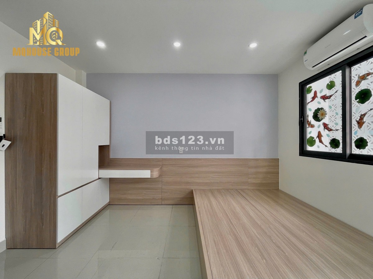 STUDIO BAN CÔNG NGAY ETOWN MỚI 100%