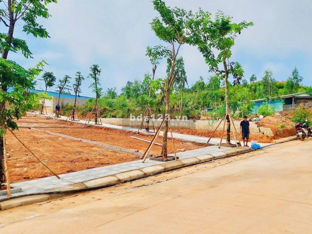 ĐẤT Mặt tiền QL18 - CÁCH VIN HẠ LONG XANH 100M - GIÁ CHỈ TỪ…