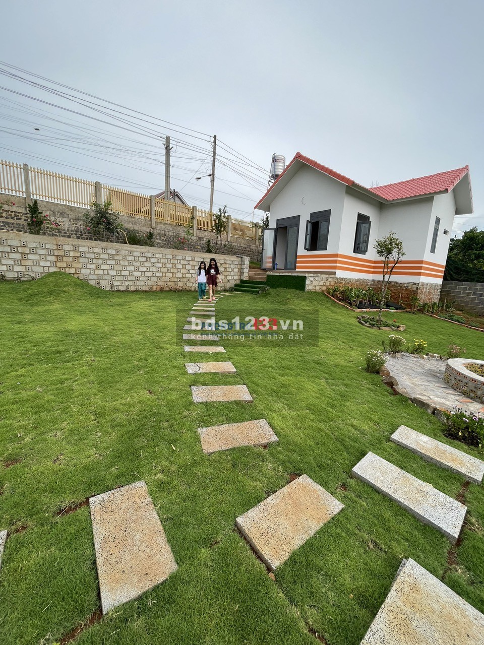 Cho thuê nhà, 1 căn(40mv) giá 4tr và free wifi, nước. zalo hoặc…