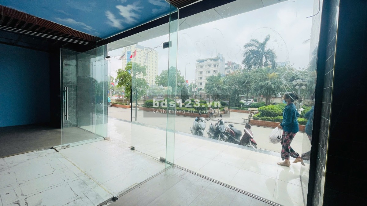 CHO THUÊ TẦNG 2 – THE LEGEND 109 NGUYỄN TUÂN | NGUYÊN SÀN 1.000M²
