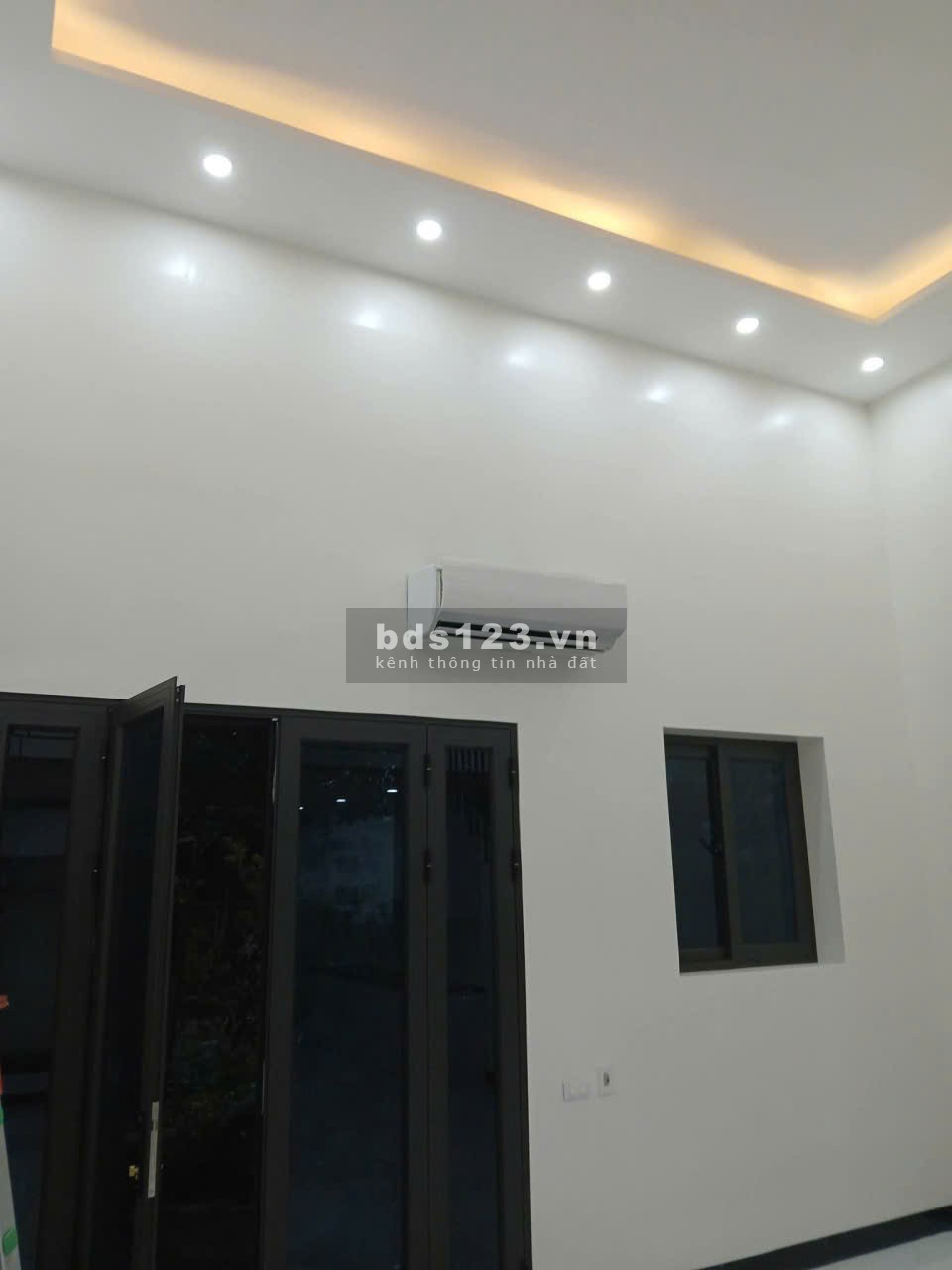 Cần bán nhà tại Hữu Hòa Thanh Trì, 4PN,khu dân cư đông…