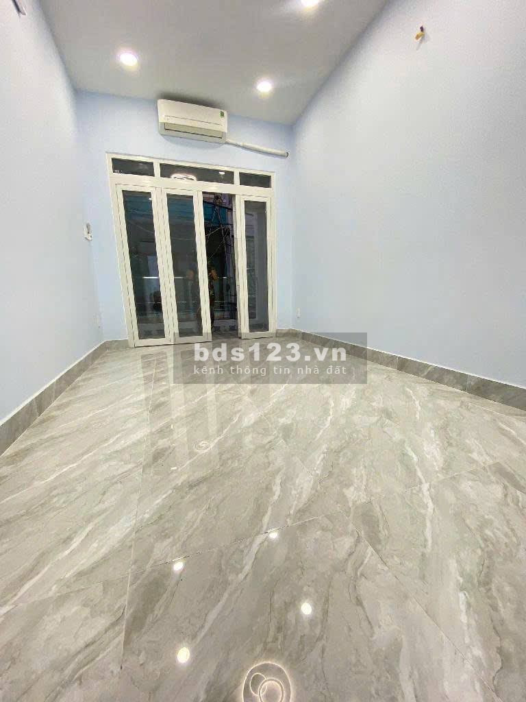 Cho thuê nhà đẹp đường Nguyễn Chế Nghĩa