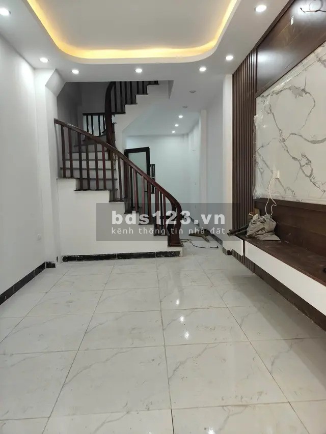 NHÀ MỚI KÍNH KOONG – ĐÓN CHỦ MỚI