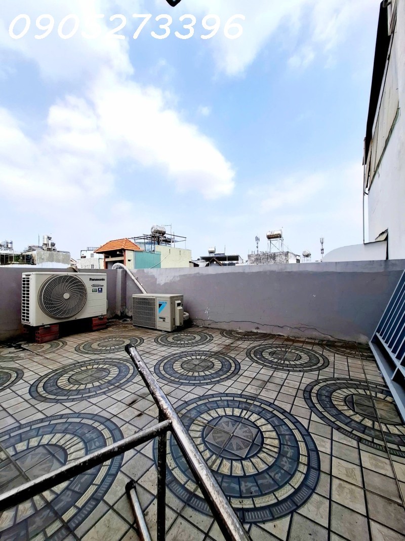 HẺM 4M, Ô TÔ LÝ THUYẾT, 30M2 , 3 TẦNG CÓ SÂN THƯỢNG MỚI…