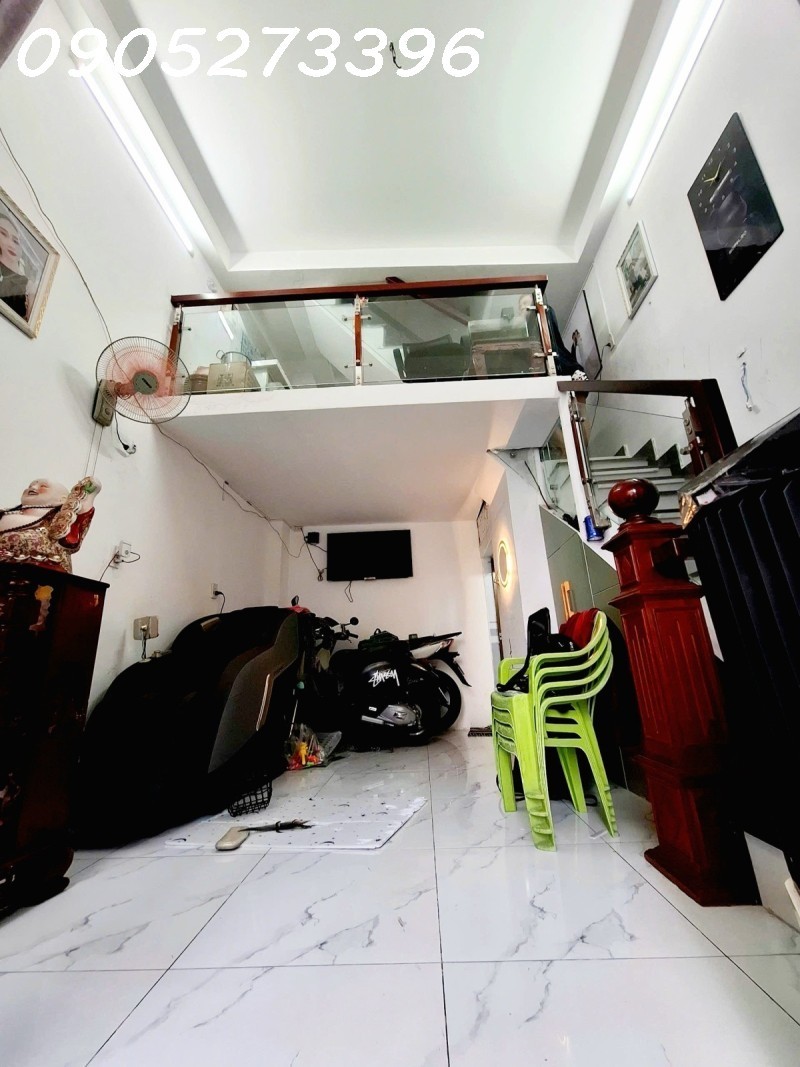 HẺM 4M, Ô TÔ LÝ THUYẾT, 30M2 , 3 TẦNG CÓ SÂN THƯỢNG MỚI…
