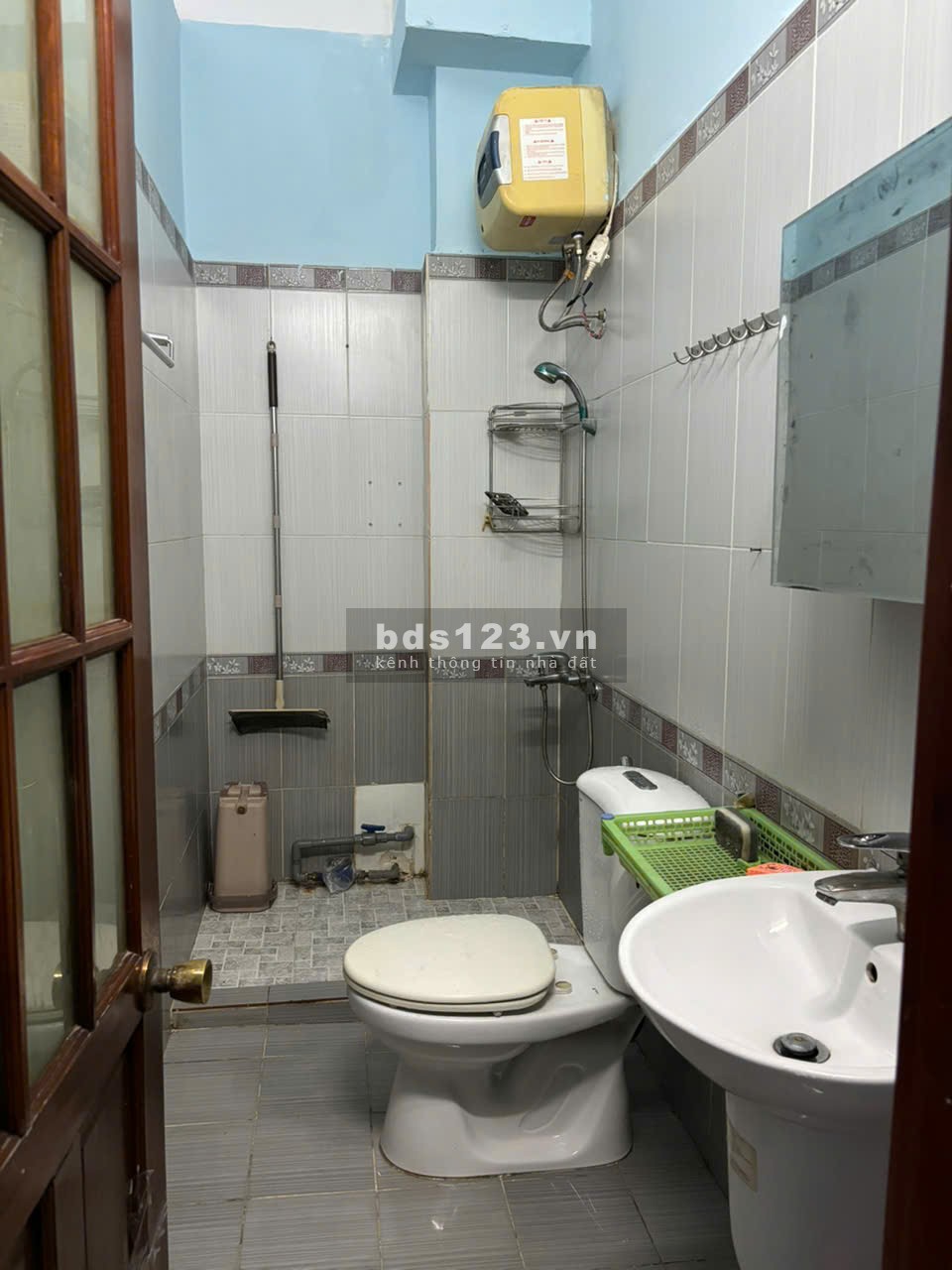 CHO THUÊ PHÒNG TRỌ 20m2 NGAY VẠN HẠNH MALL Q.10 - NỘI THẤT CƠ BẢN, KDC AN NINH
