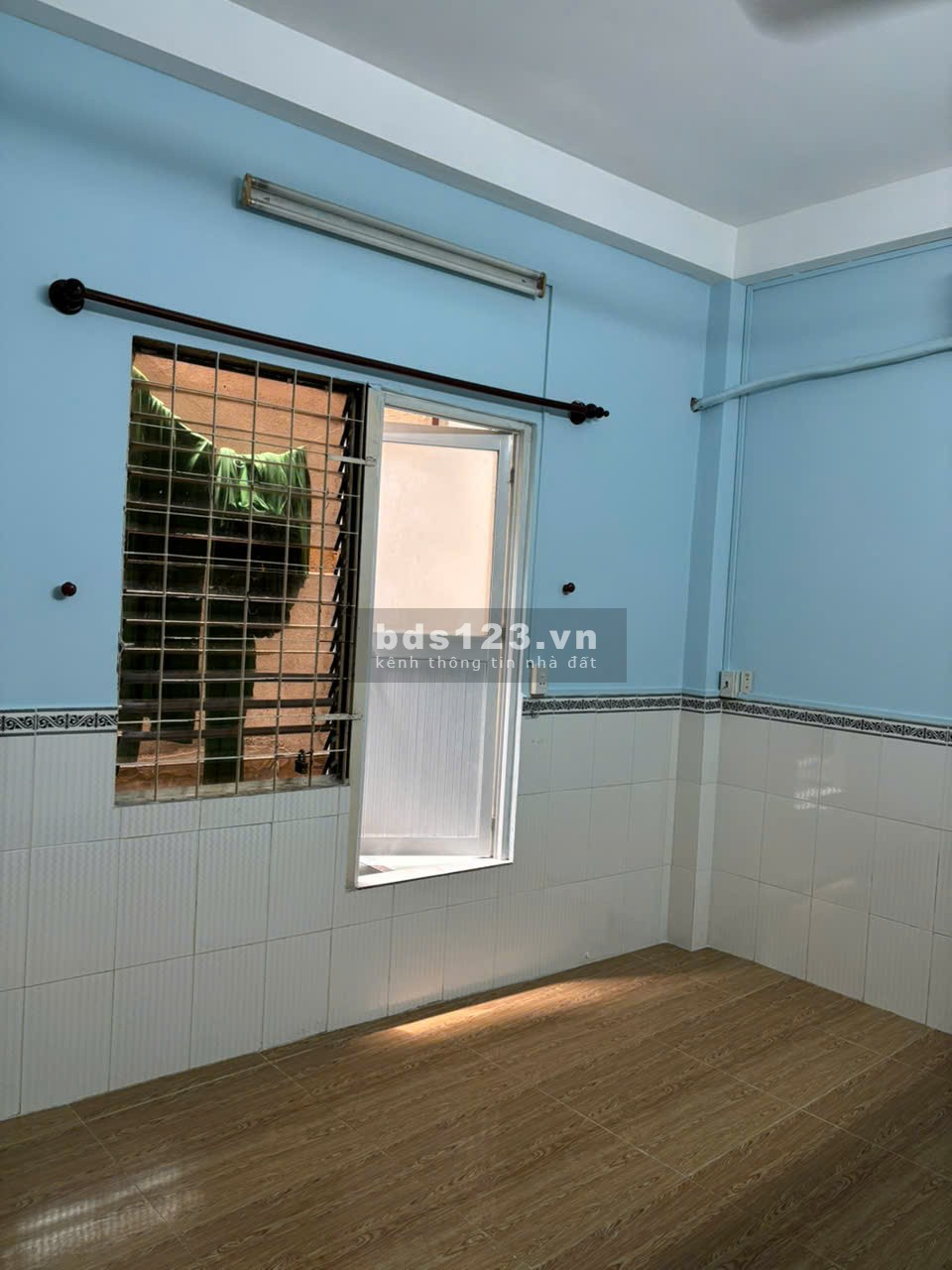 CHO THUÊ PHÒNG TRỌ 20m2 NGAY VẠN HẠNH MALL Q.10 - NỘI THẤT CƠ BẢN, KDC AN NINH
