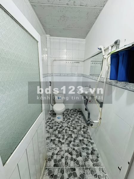 Phòng trọ đủ NT 3.5tr/tháng cách ĐH Văn Hiến 200m, 517 Kênh Tân Hóa Q. Tân Phú.