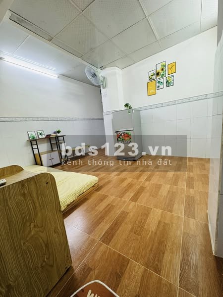 Phòng trọ đủ NT 3.5tr/tháng cách ĐH Văn Hiến 200m, 517 Kênh Tân Hóa Q. Tân Phú.