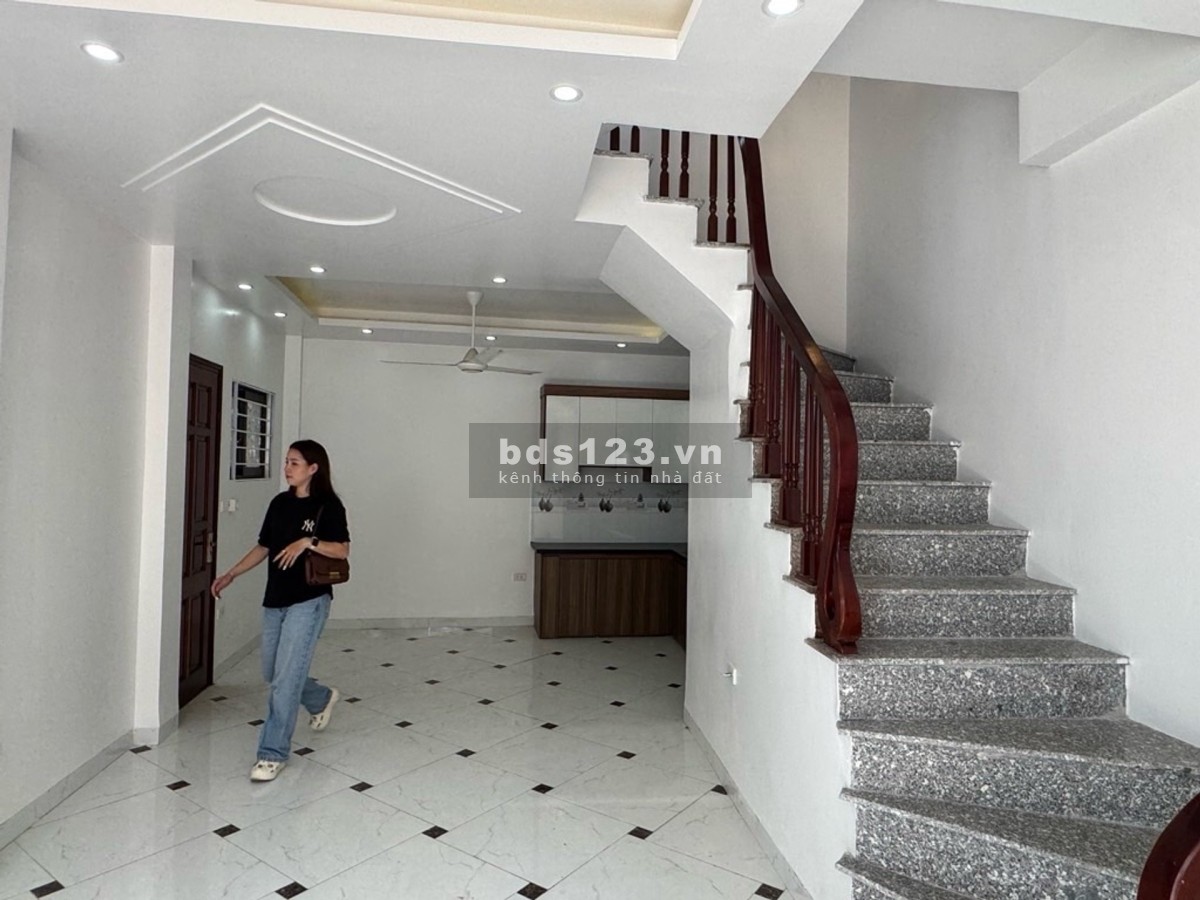 Bán nhà là tinh diện tích 38 m2 ngõ oto ra vào thoải mái phù…