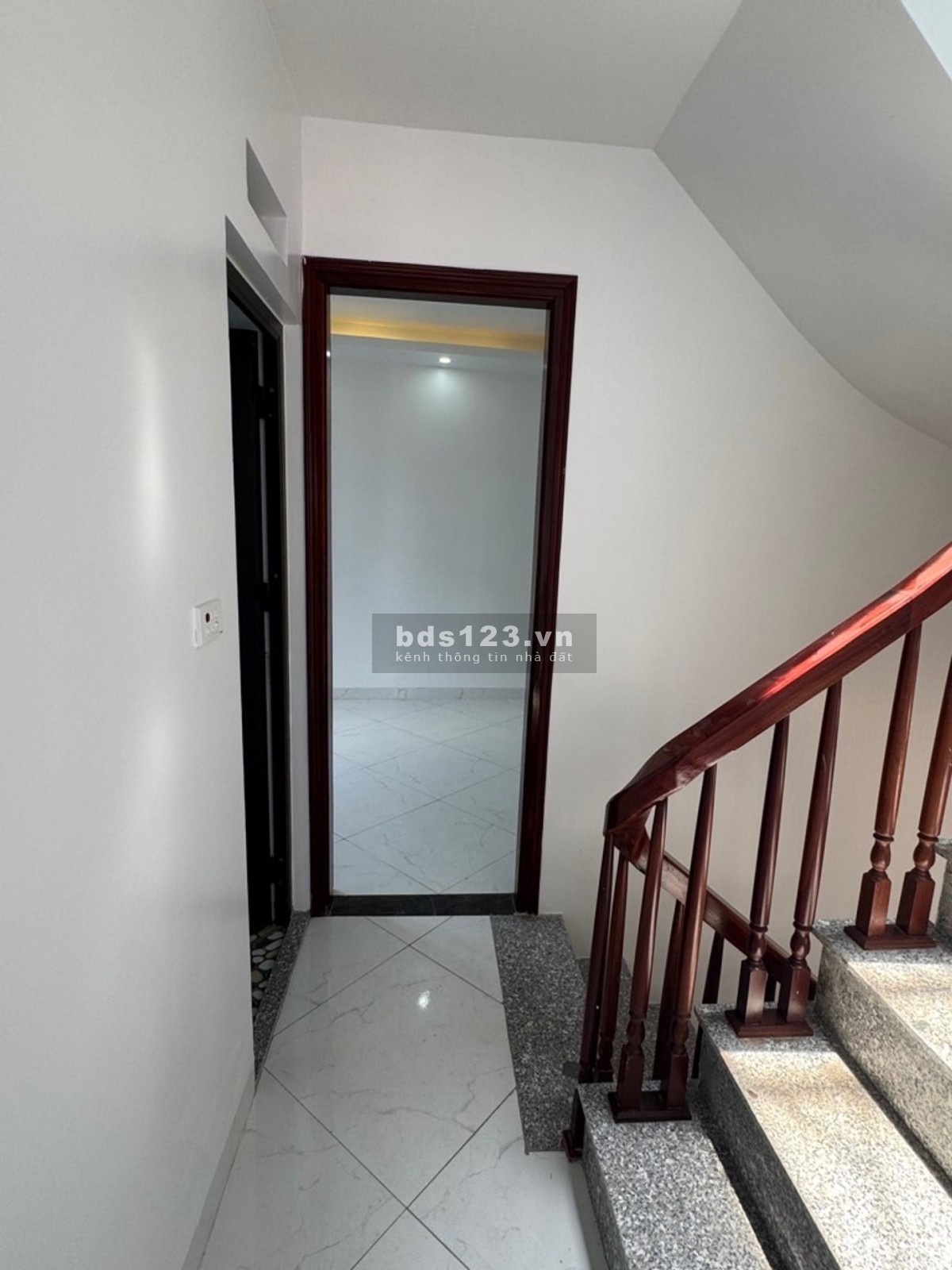 Bán nhà là tinh diện tích 38 m2 ngõ oto ra vào thoải mái phù…