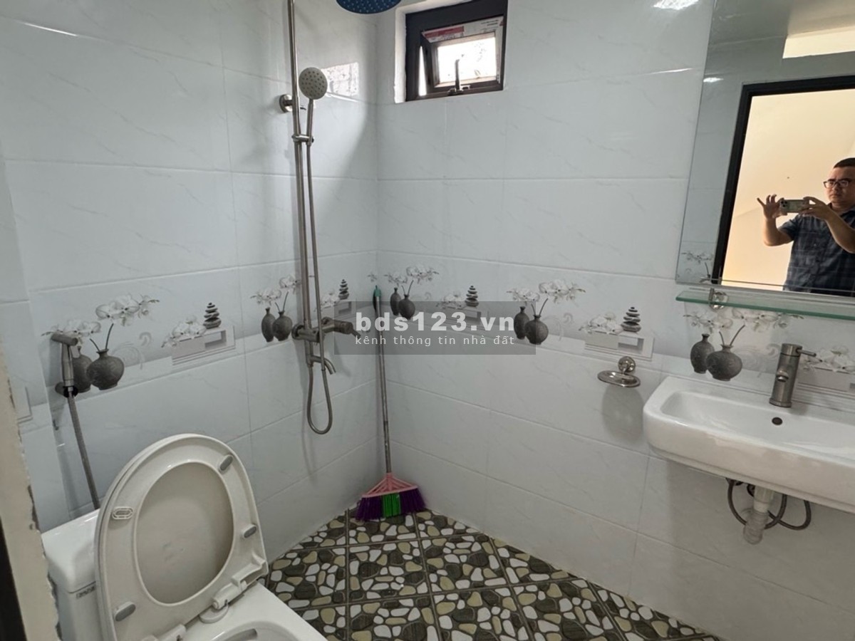 Bán nhà là tinh diện tích 38 m2 ngõ oto ra vào thoải mái phù…