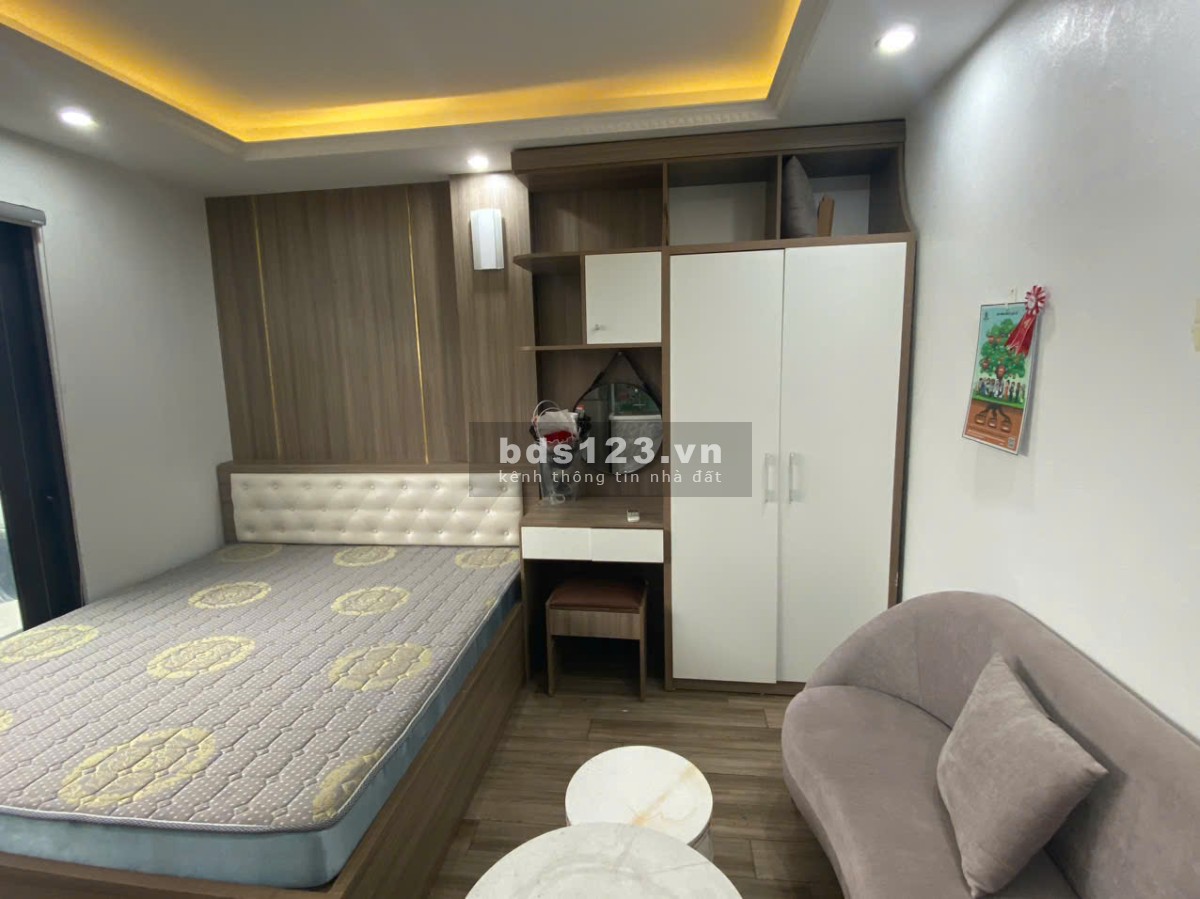 Cho thuê Căn hộ chung cư mini tại ngõ 193 Trích Sài. Ban công…