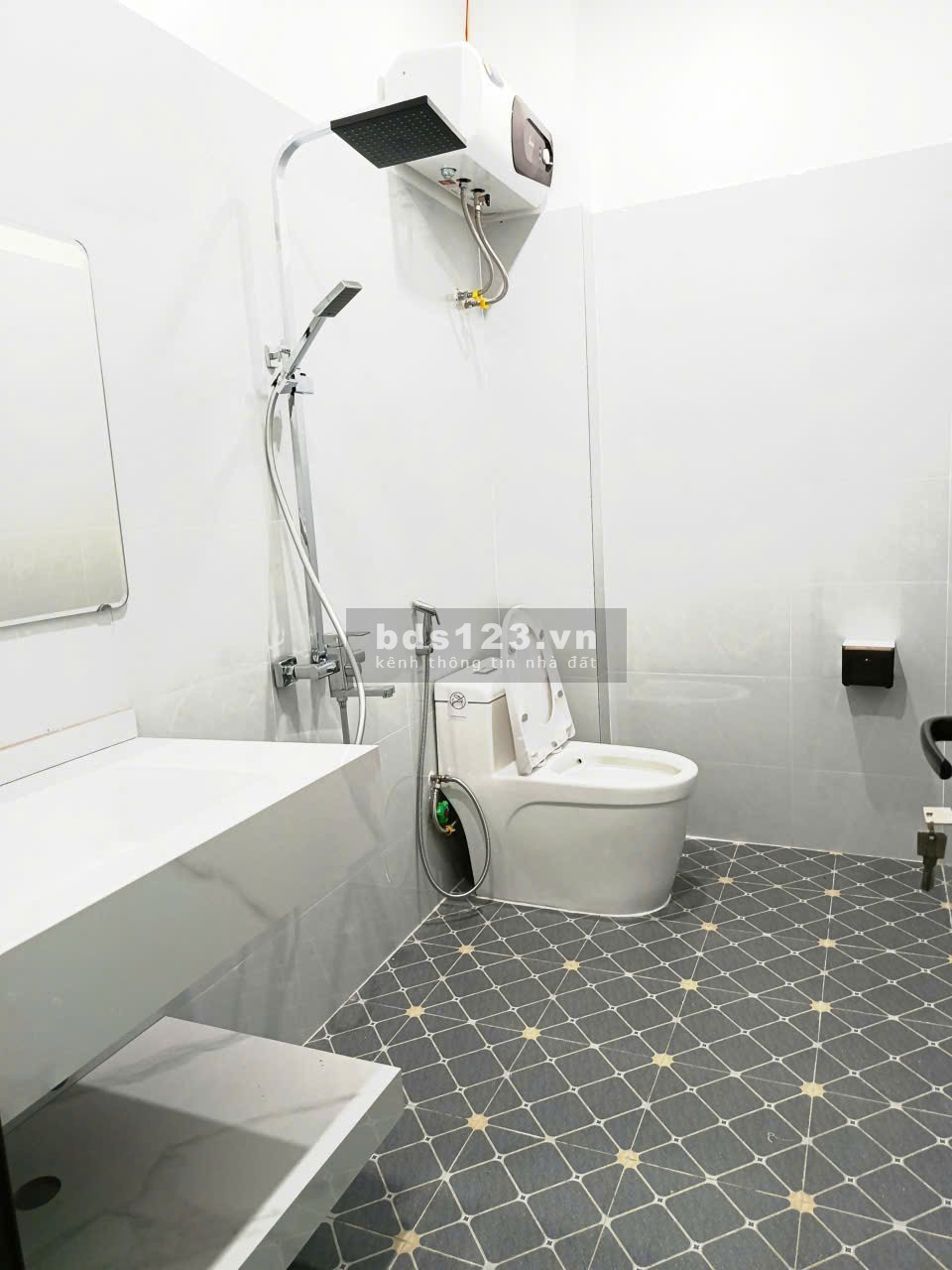 BÁN Nhà Mới Xây CHỢ HƯƠNG – DƯƠNG KINH, HP ÔTÔ đỗ cửa