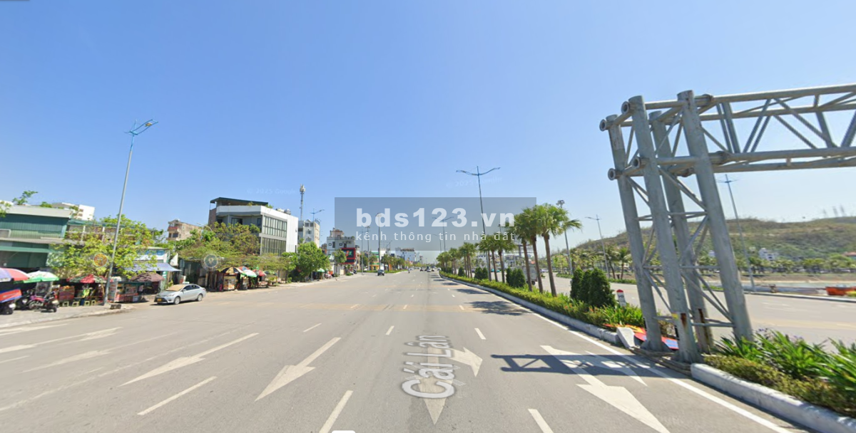 Bán đất mặt đường Giếng Đáy, Hạ Long - 121m2, cạnh Bến…