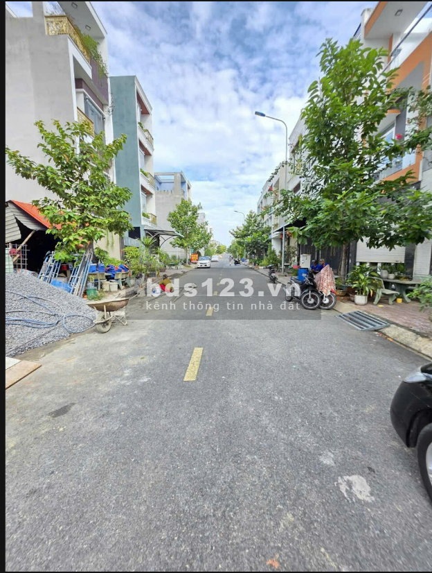 CẦN BÁN GẤP LÔ ĐẤT HAI BÀ TRƯNG, ĐÔNG HÒA, DĨ AN, DT 100M2,…