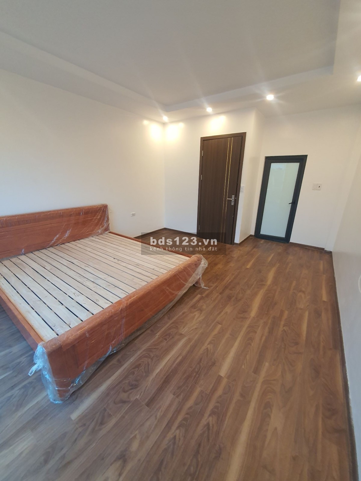 Bán nhà mới xây 6 tầng dt 30 m2 thiết kế đầy đủ công năng…
