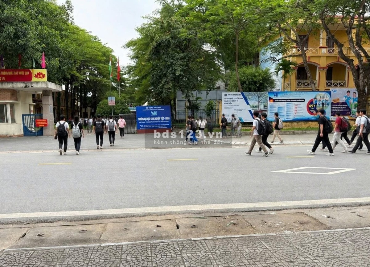 Chính Chủ Em Có Lô Góc 2 Mặt Tiền Cần Thanh Khoản. Kinh Doanh…