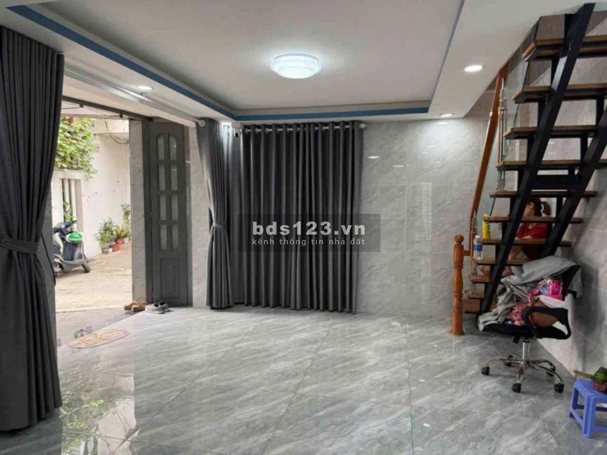 Nhà Đẹp Ở Ngay Giá Giảm Mạnh Chưa Từng Có Tại Tân Phú