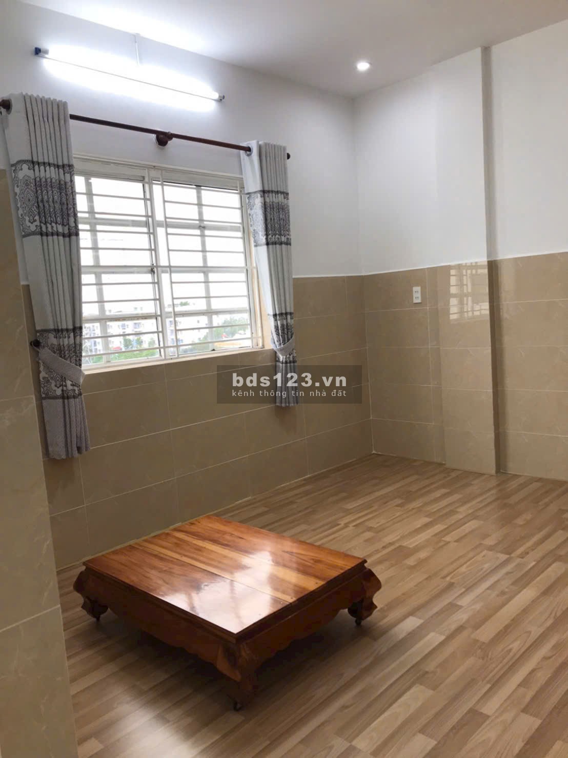 Chính chủ cần bán căn hộ cầu thang bộ full nội thất