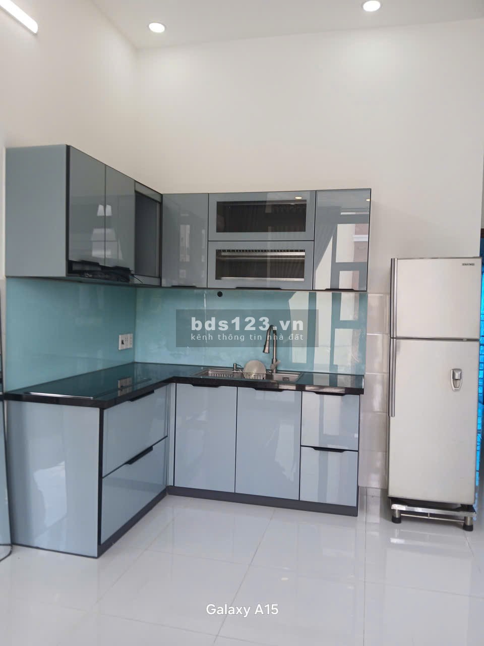 Cho thuê nguyên tầng 1 CHDV full nội thất hẻm Nguyễn Duy Cung GV