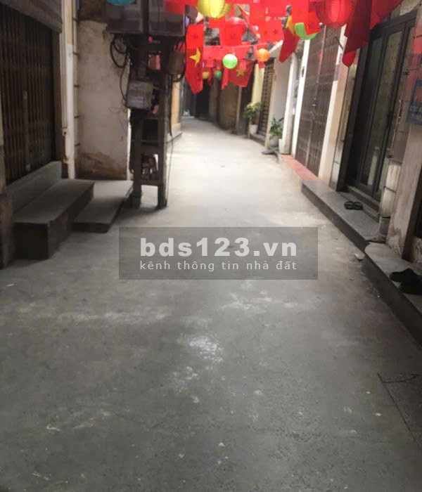 CHO THUÊ CỬA HÀNG MẶT NGÕ 112 NGỌC KHÁNH, ĐỂ KINH DOANH. 2 TR/TH