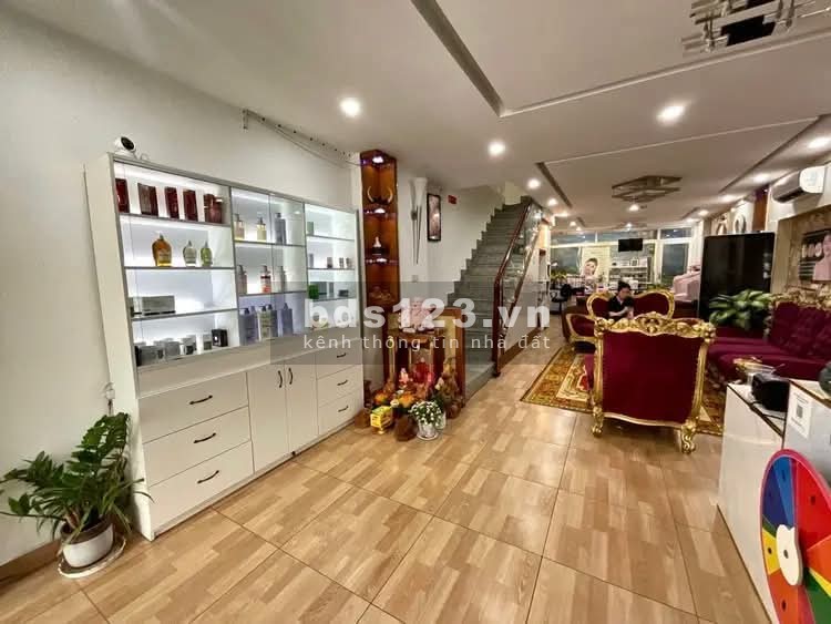 Bán nhà mặt tiền kinh doanh đỉnh 5 tầng sát chợ Tân Hương -…