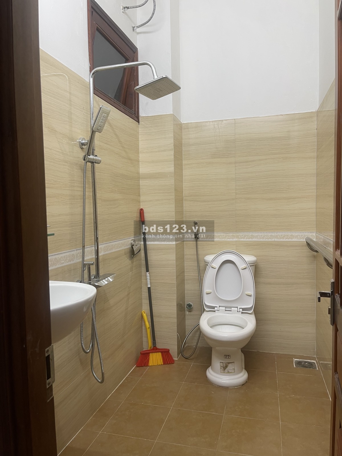 Cho thuê nhà riêng đường Phan Thúc Duyện gần phố du lịch An…