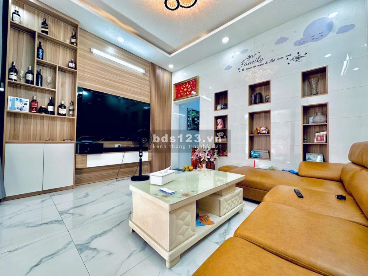 NHÀ QUANG TRUNG, GÒ VẤP SÁT EMART 2, 47M2, 2 TẦNG, 2PN 2WC, GIÁ MÓI…