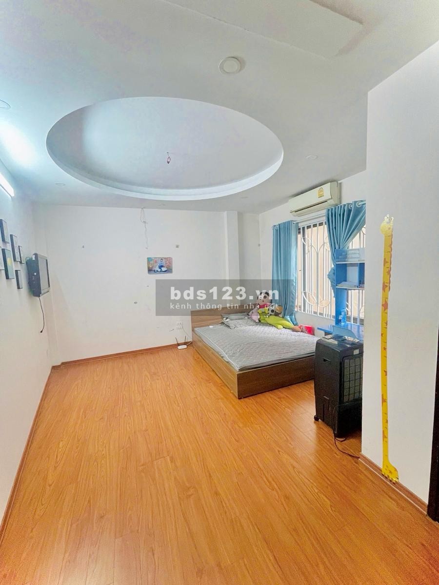 4 TỶ SỔ ĐỎ – CHUNG CƯ ĐỒNG TÀU – NHÀ ĐẸP 2 NGỦ –…