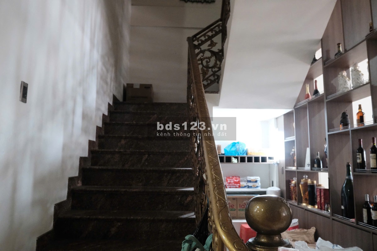 BÁN NHÀ 1 TRỆT 3 LẦU ĐƯỜNG LÊ THÁI TỔ, LÊ BÌNH, CÁI RĂNG,…